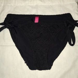 Victoria’s Secret Crochet Bikini Bottoms